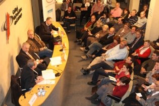 JORNADA DE DEBAT 'HIPOTEQUES I DESNONAMENTS. I ARA, QU?'